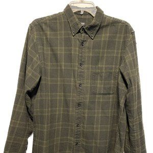 Uniqlo green check plaid flannel shirt